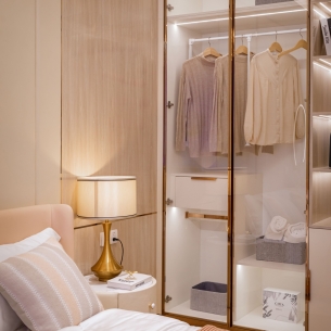 Căn Hộ Diamond Sky 2 Phòng Ngủ